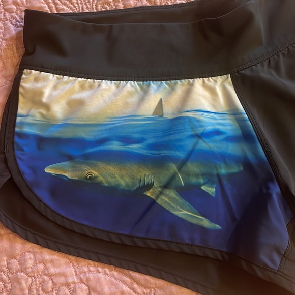 HURLEY X CLARK LITTLE 'Half and Half' image for "SHARK WEEK" WOMEN BOARDSHORTS - Picture 3 of 4